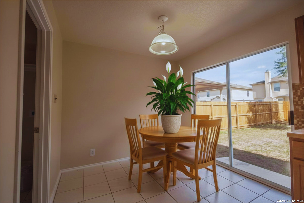 518 Reba Converse, TX 78109 - Photo 9 of 35