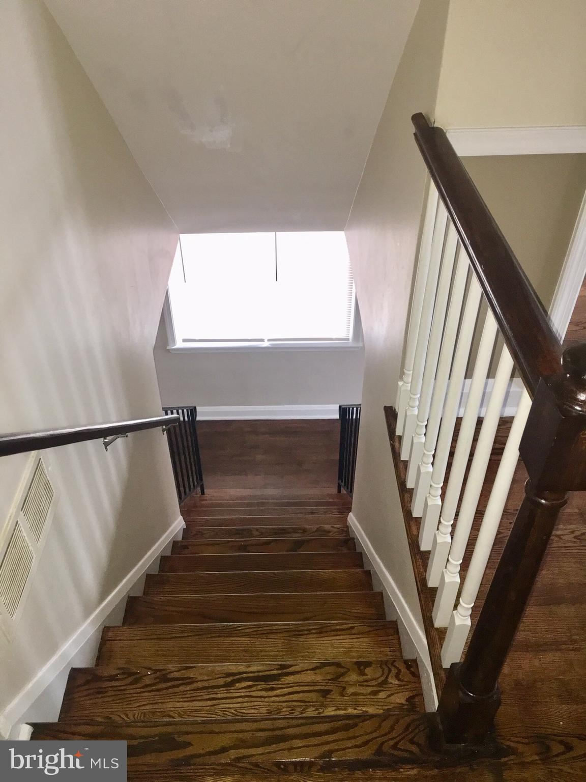 1222 Deanwood Road Baltimore, MD 21234 - Photo 8 of 28 Gallery Image 8