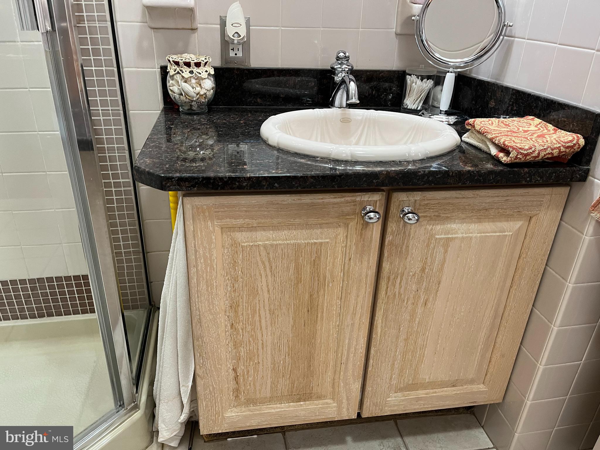 3290 Claridge Road Bensalem, PA 19020 - Photo 71 of 85 Vanity