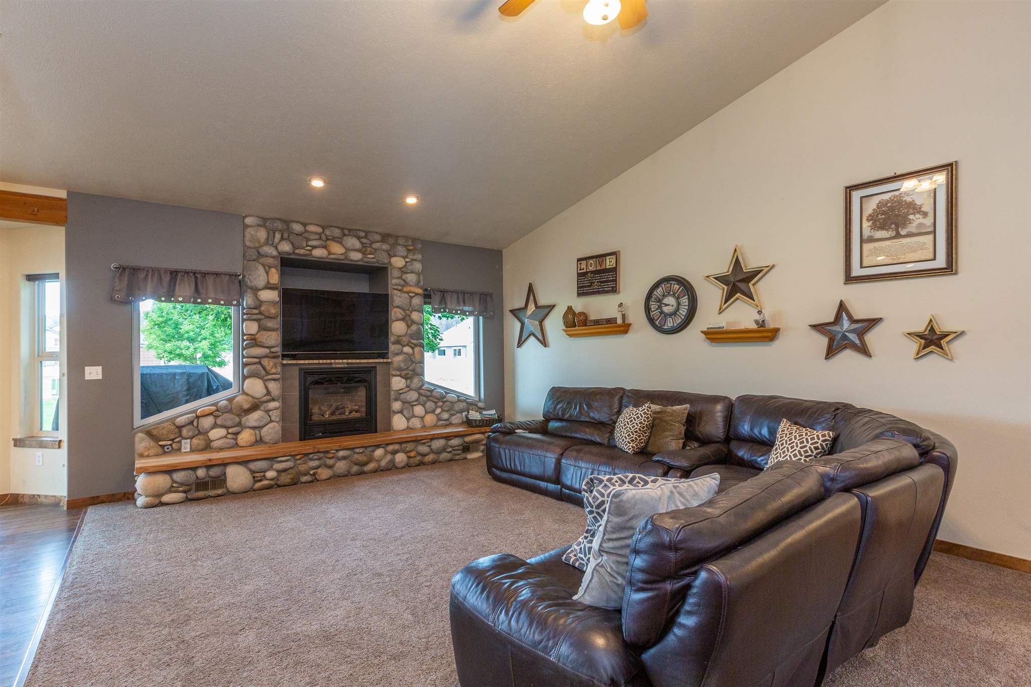 5207 North Mayhew Road Spokane Valley, WA 99216 - Photo 7 of 32
