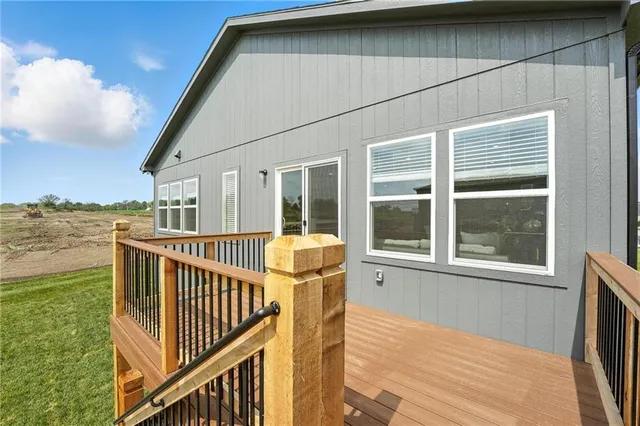 $532,282 | 10523 North Jarboe Street, Kansas City, MO 64155