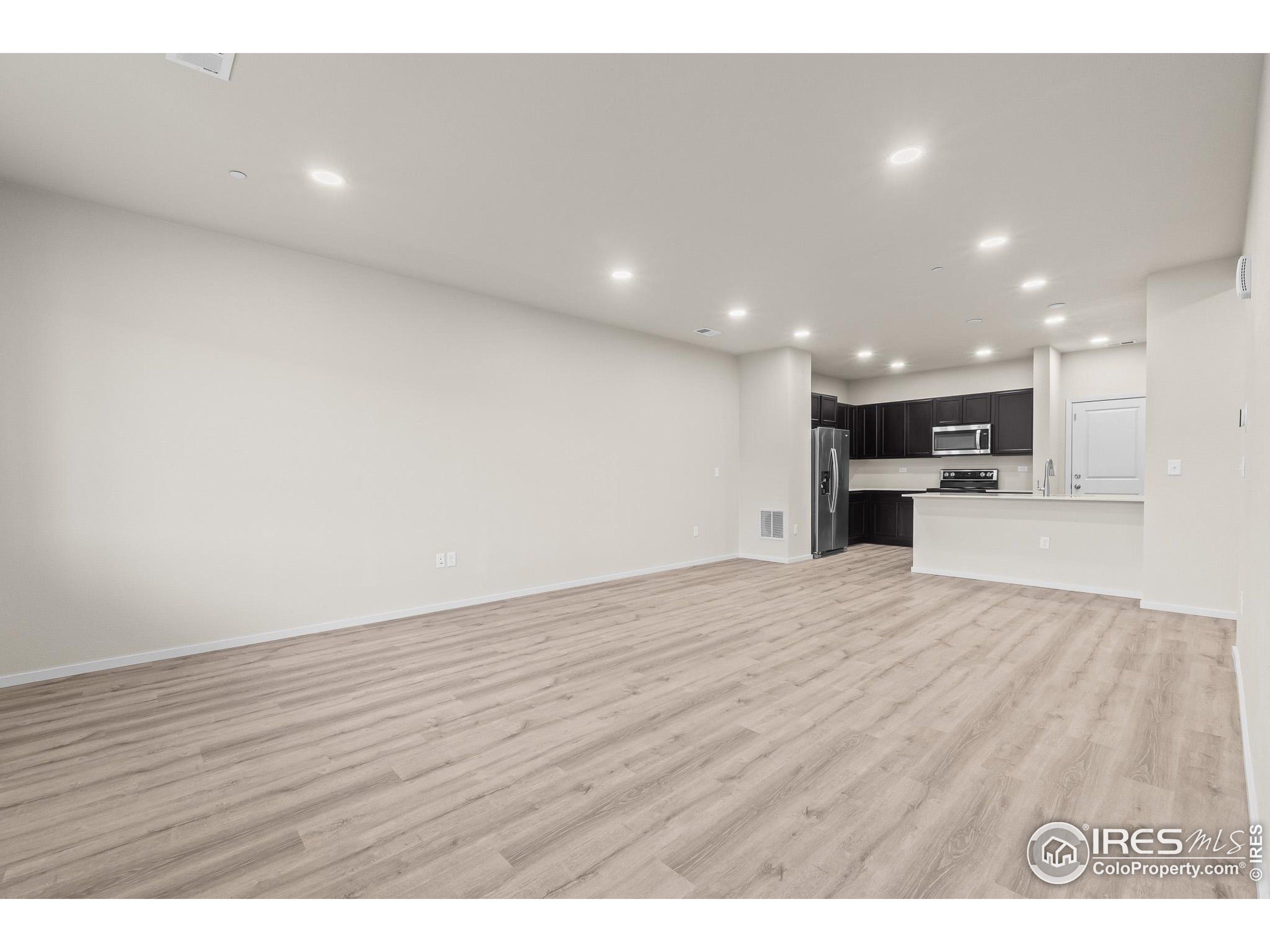 6609 4th St Road, Unit 2 Greeley, CO 80634 - Photo 11 of 38