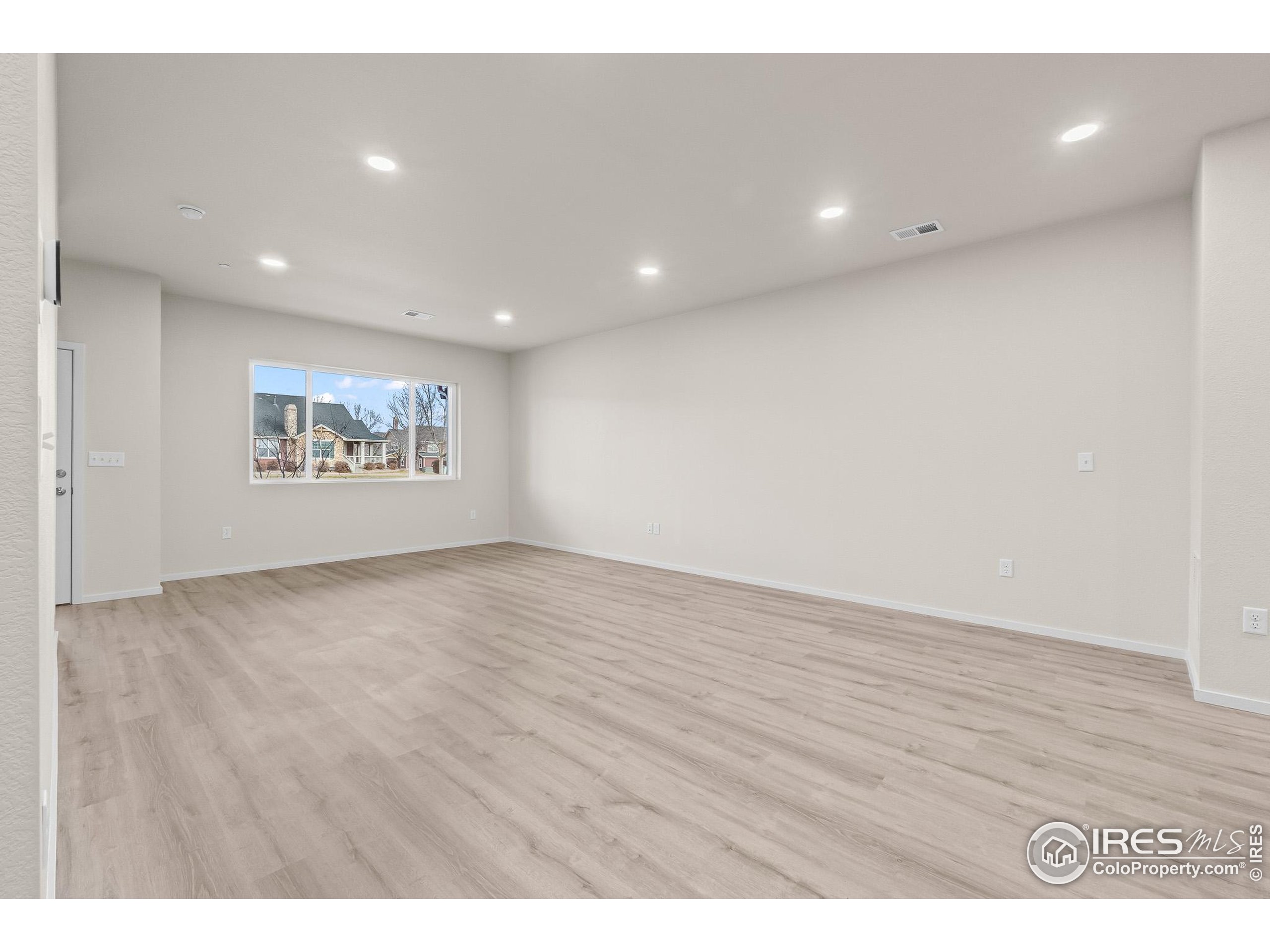 6609 4th St Road, Unit 2 Greeley, CO 80634 - Photo 14 of 38