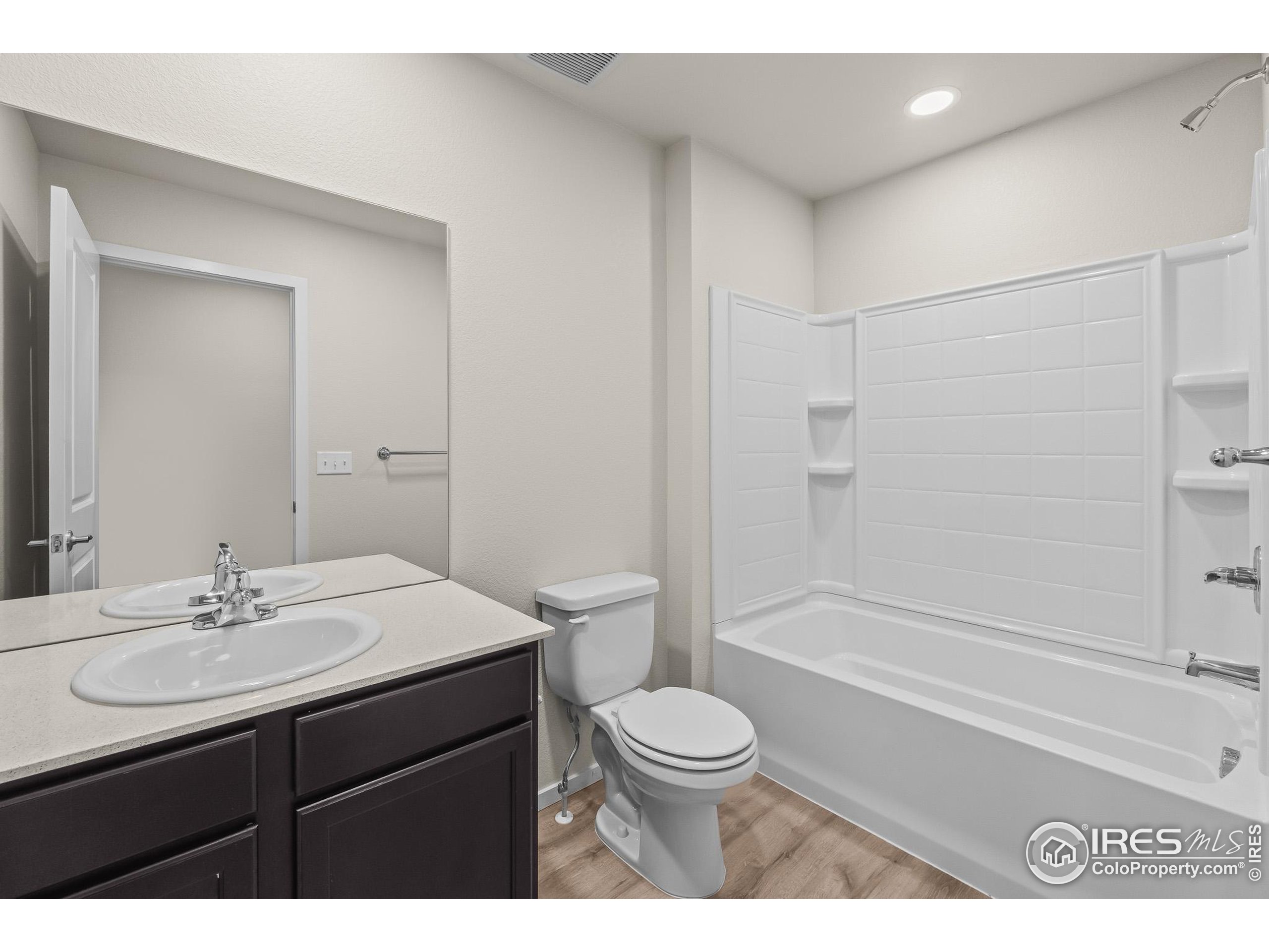 6609 4th St Road, Unit 2 Greeley, CO 80634 - Photo 28 of 38