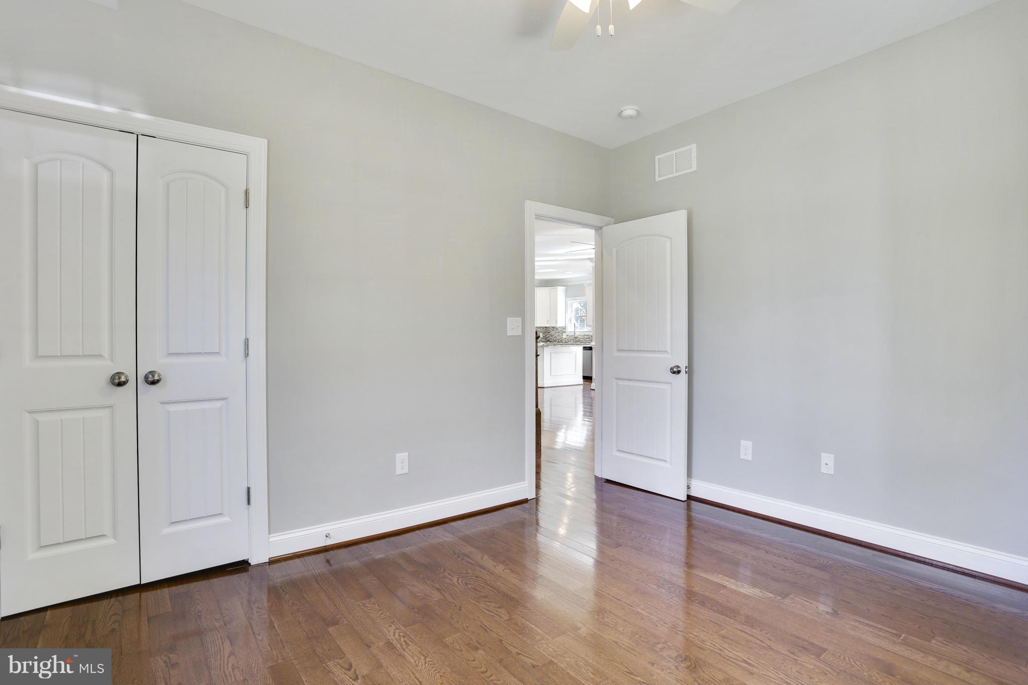 268 Arundel Road Pasadena, MD 21122 - Photo 18 of 30 Bedroom #5 Main Level