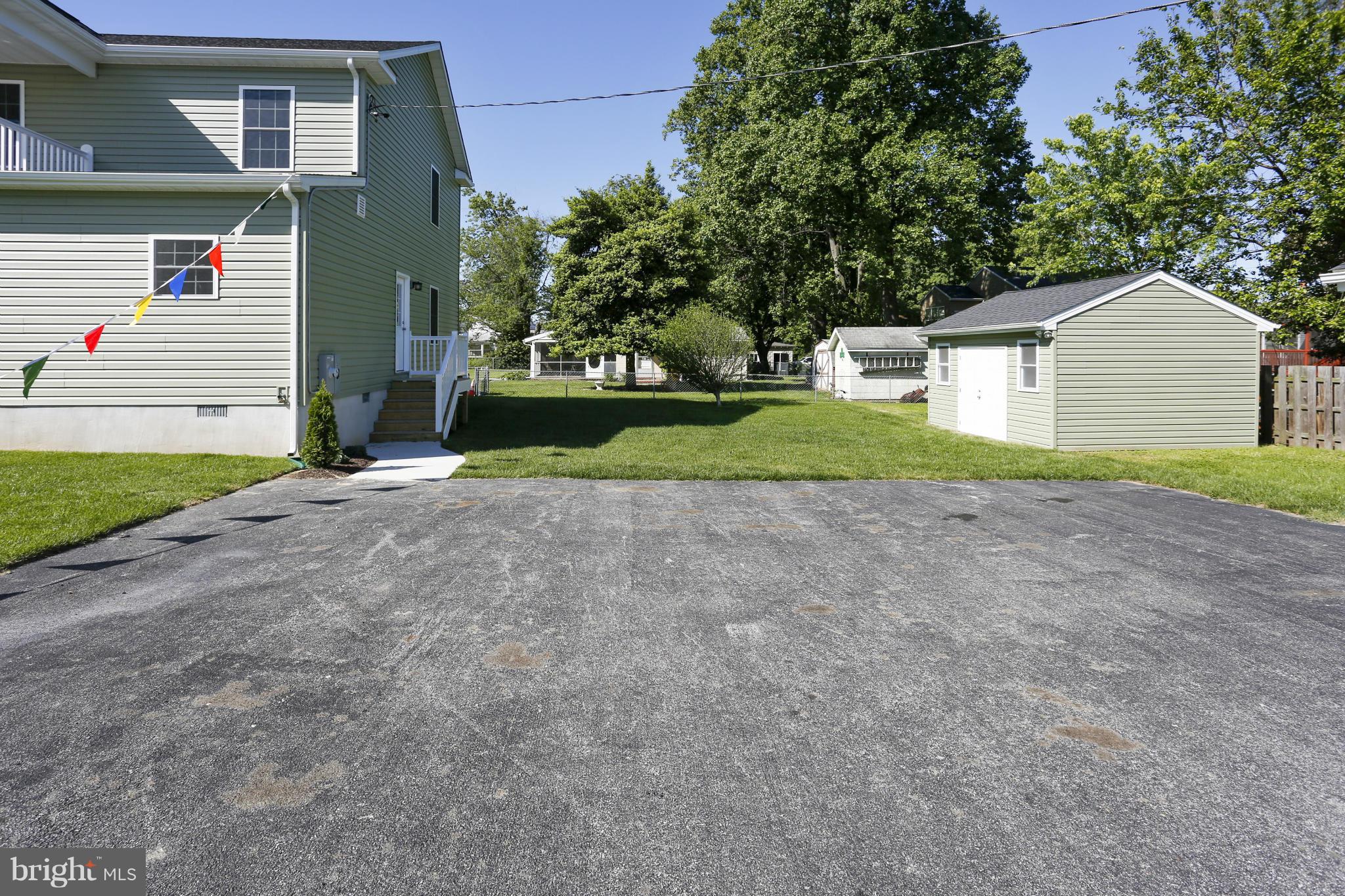 268 Arundel Road Pasadena, MD 21122 - Photo 27 of 30 Exterior (Rear) Oversized Driveway fits 4+ cars