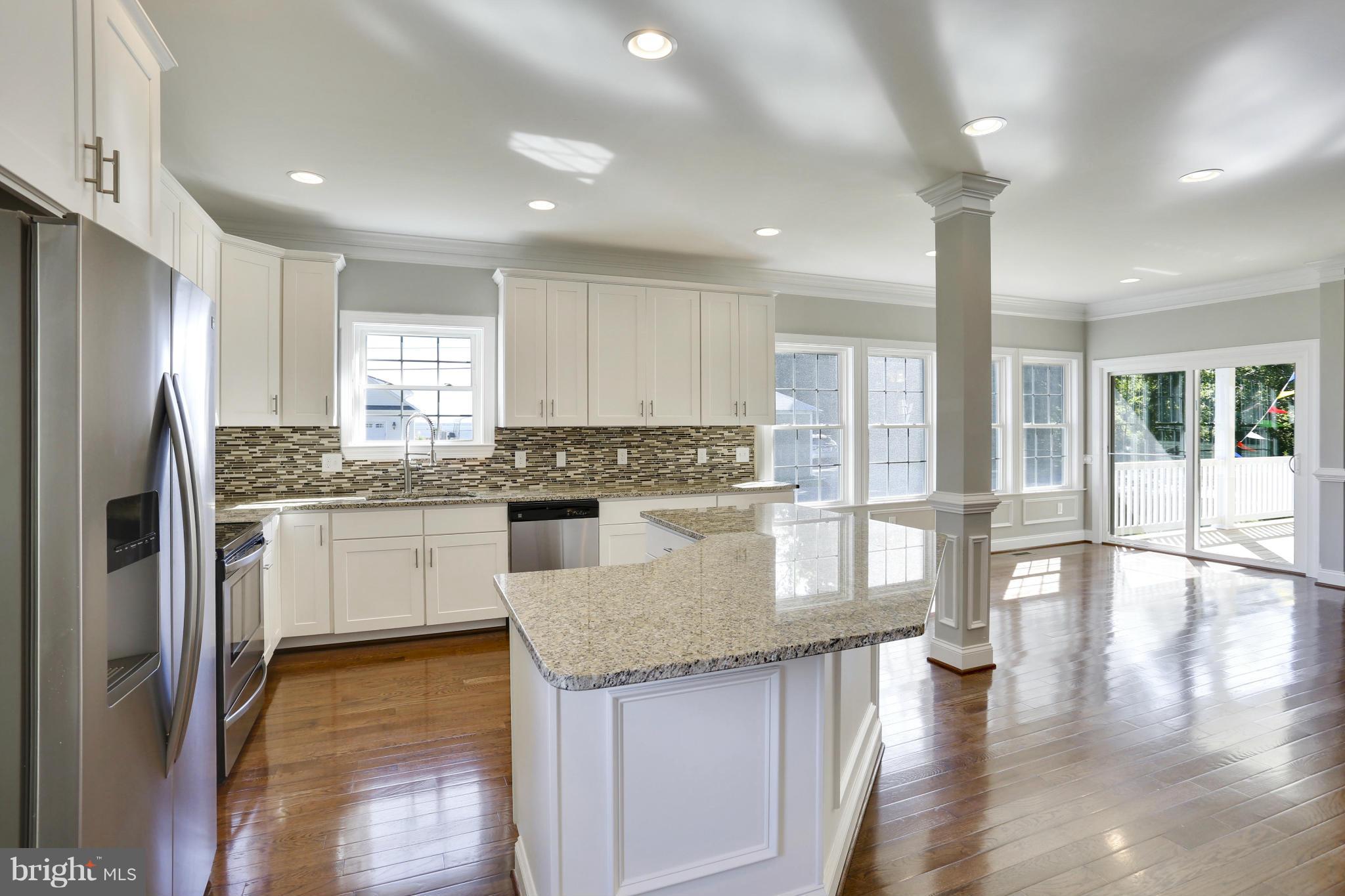 268 Arundel Road Pasadena, MD 21122 - Photo 7 of 30 Kitchen