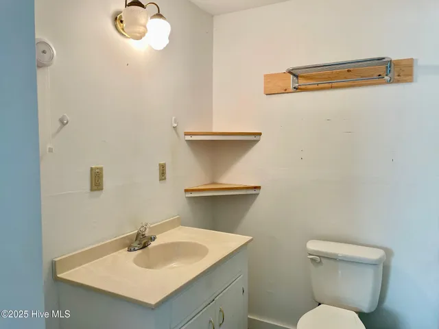 $179,000 | 120 Clem Fulcher Court, Atlantic, NC 28511