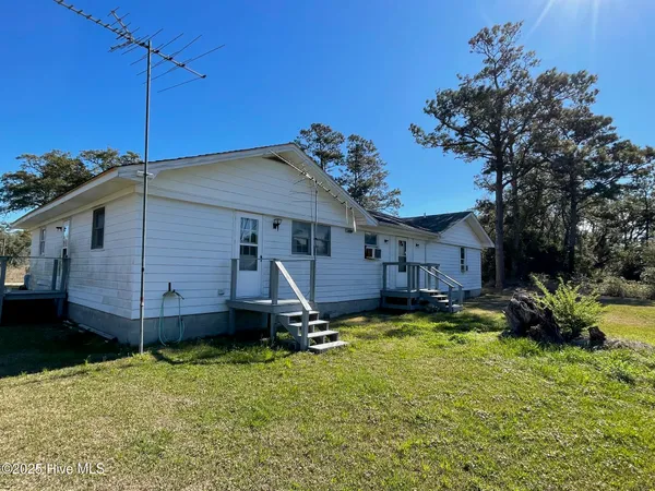 $169,000 | 120 Clem Fulcher Court, Atlantic, NC 28511