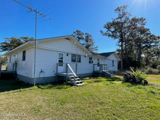 $179,000 | 120 Clem Fulcher Court, Atlantic, NC 28511