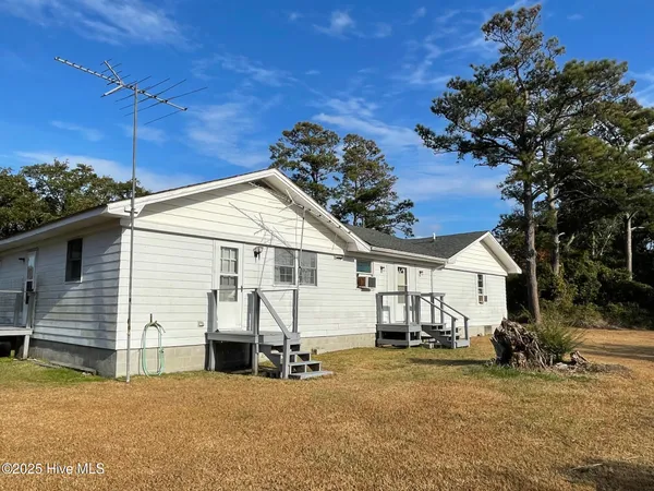 $169,000 | 120 Clem Fulcher Court, Atlantic, NC 28511