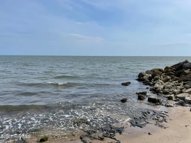 $179,000 | 120 Clem Fulcher Court, Atlantic, NC 28511