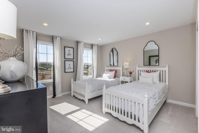 $688,636 | 45 Midsummer Drive, Newtown Square, PA 19073