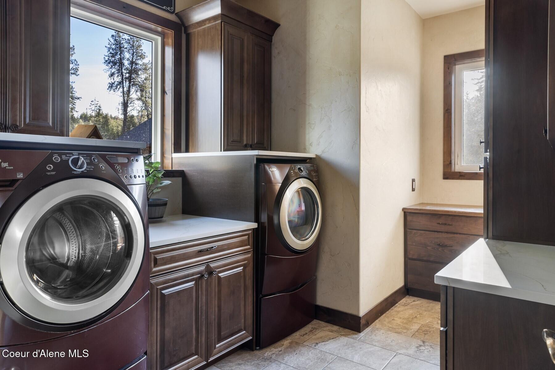 337 Coon Creek Road Plummer, ID 83851 - Photo 52 of 57 Main Floor laundry room