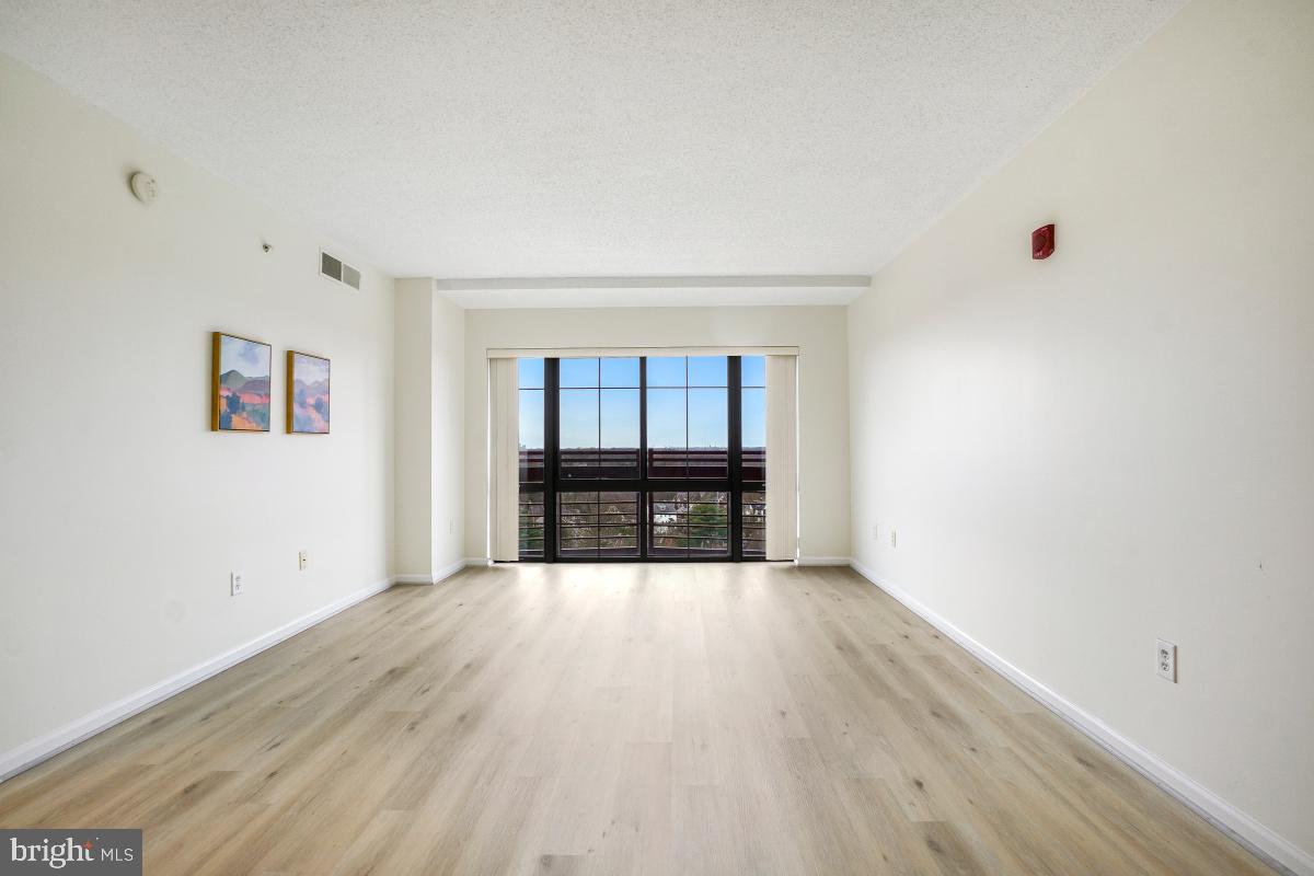 7915 Eastern Avenue Northwest, Unit 1208 Silver Spring, MD 20910 - Photo 9 of 31