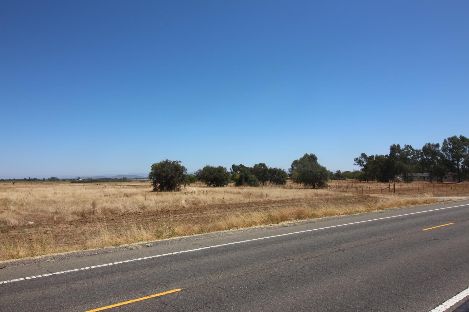 3185 North Beale Road Marysville, CA 95901 - Photo 2 of 12