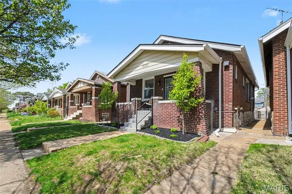 $298,000 | 5133 Goethe Avenue, St. Louis, MO 63109