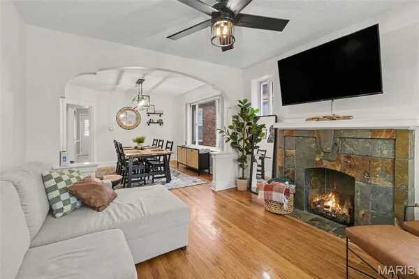 $298,000 | 5133 Goethe Avenue, St. Louis, MO 63109