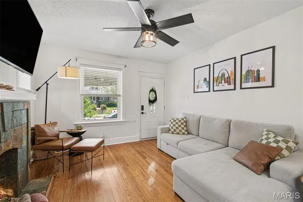 $298,000 | 5133 Goethe Avenue, St. Louis, MO 63109