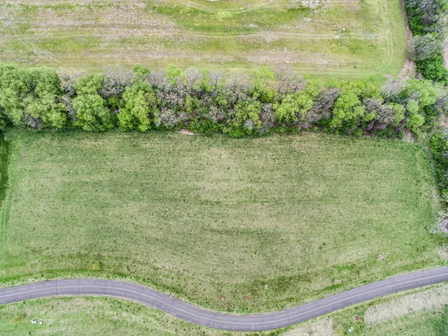 $65,900 | 4800 Nantucket Drive, Unit 17, Jackson, MI 49201