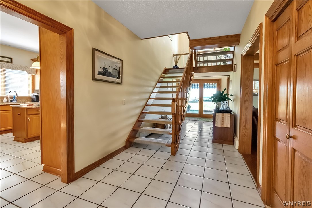 565 Wendt Road Evans, NY 14006 - Photo 4 of 50