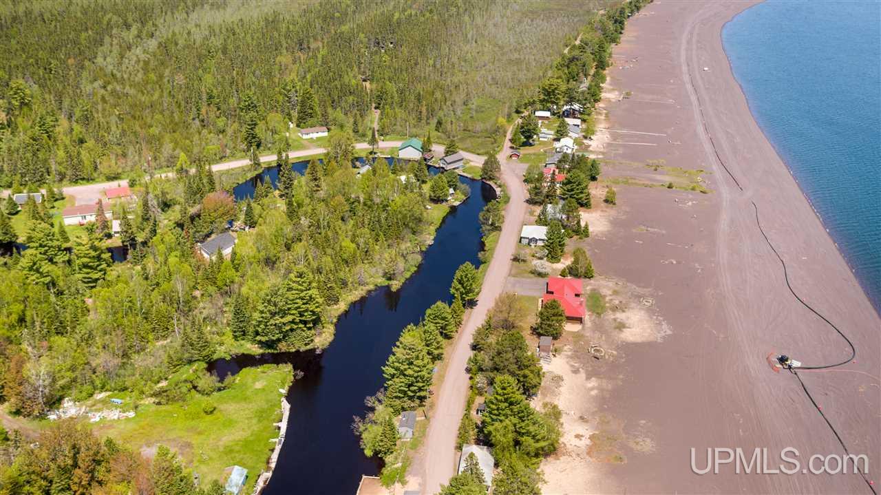 53522 Traverse River Road Lake Linden, MI 49945 - Photo 3 of 50