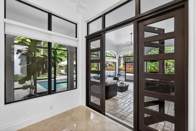 $8,999,000 | 213 VÃa Palacio, Palm Beach Gardens, FL 33418