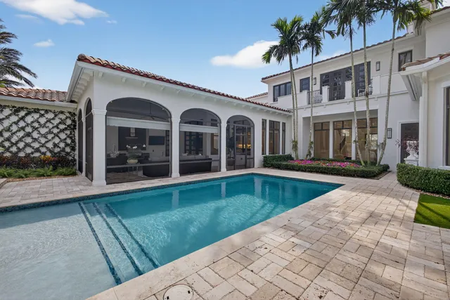 $8,999,000 | 213 VÃa Palacio, Palm Beach Gardens, FL 33418