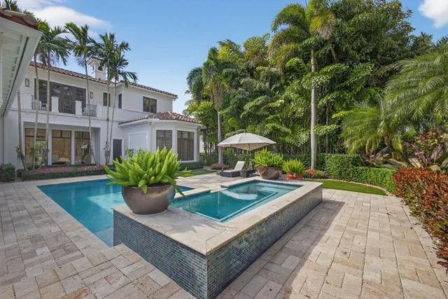 $8,999,000 | 213 VÃa Palacio, Palm Beach Gardens, FL 33418