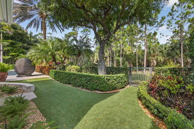 $8,999,000 | 213 VÃa Palacio, Palm Beach Gardens, FL 33418