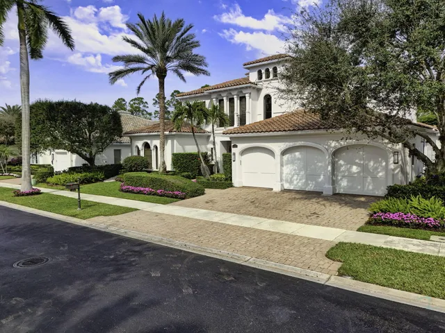 $8,999,000 | 213 VÃa Palacio, Palm Beach Gardens, FL 33418