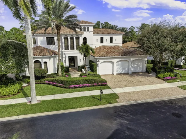 $8,999,000 | 213 VÃa Palacio, Palm Beach Gardens, FL 33418