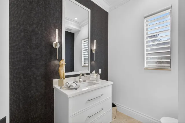 $8,999,000 | 213 VÃa Palacio, Palm Beach Gardens, FL 33418