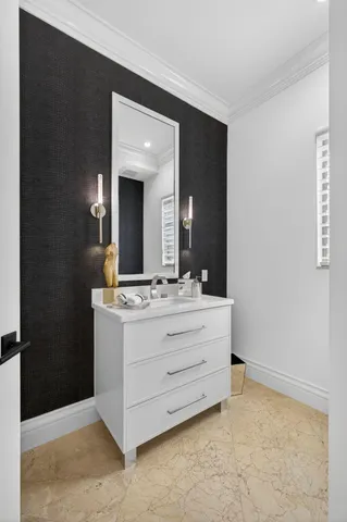 $8,999,000 | 213 VÃa Palacio, Palm Beach Gardens, FL 33418