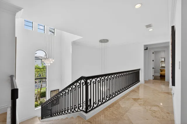 $8,999,000 | 213 VÃa Palacio, Palm Beach Gardens, FL 33418