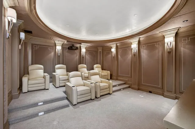 $8,999,000 | 213 VÃa Palacio, Palm Beach Gardens, FL 33418