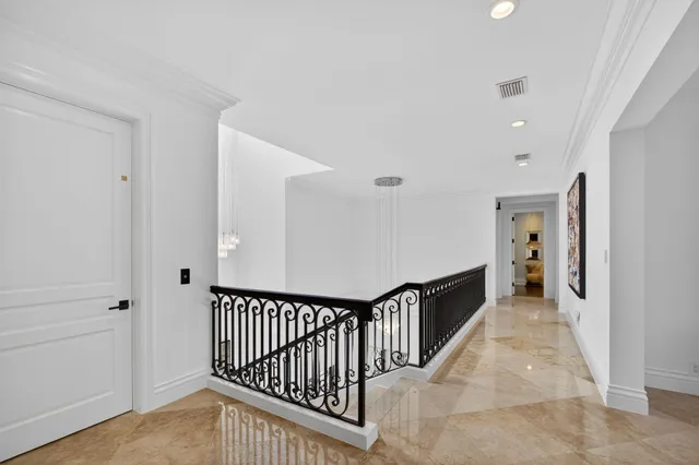 $8,999,000 | 213 VÃa Palacio, Palm Beach Gardens, FL 33418