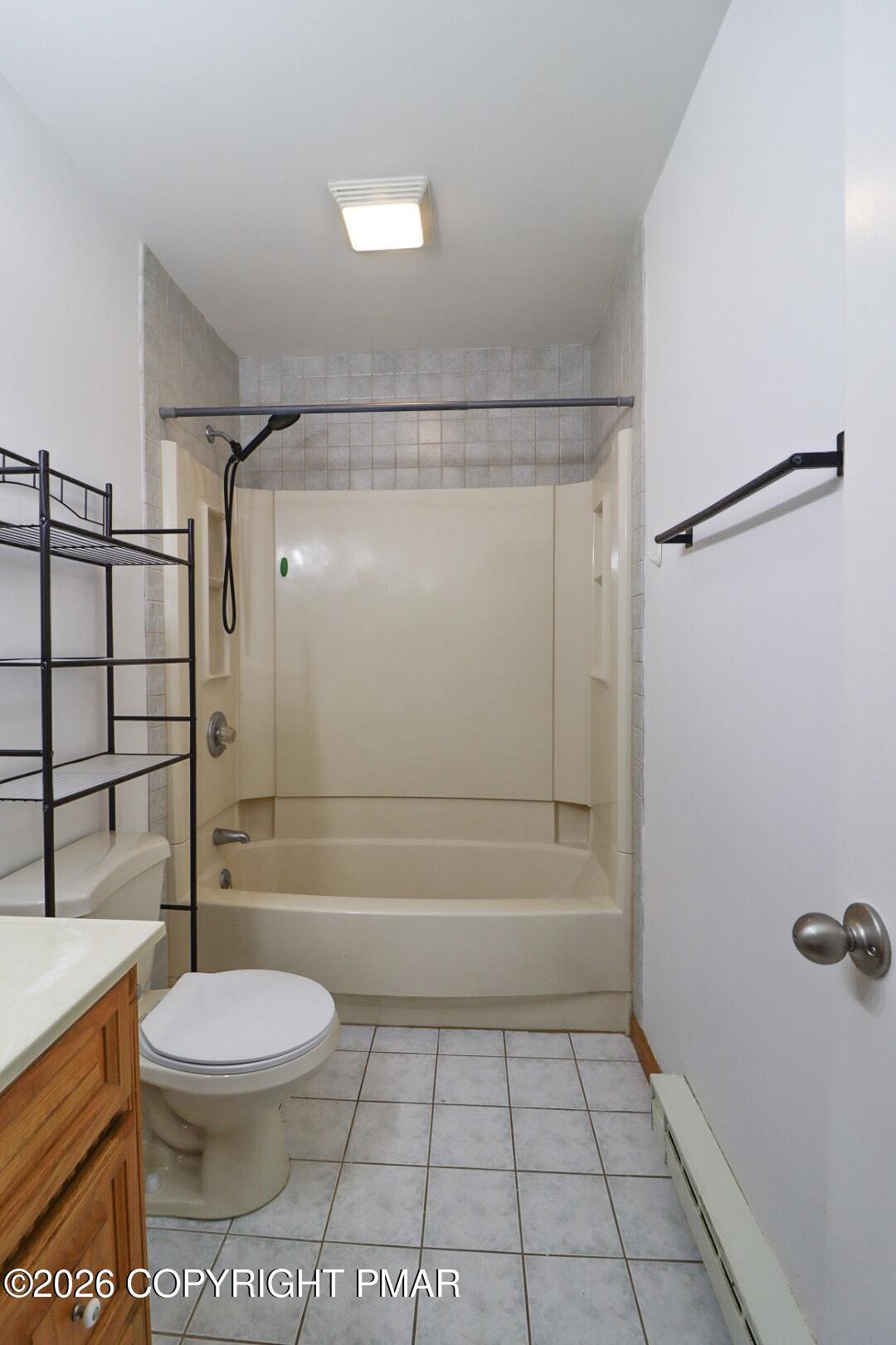 14 Villas Rd Mount, Unit 103 Mount Pocono, PA 18344 - Photo 23 of 28 BF3C4FD2-B893-4855-A6F5-4E2F95AC88FD