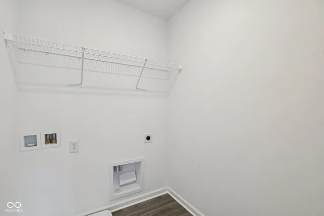 $319,900 | 1145 Phillips Drive, Greenfield, IN 46140