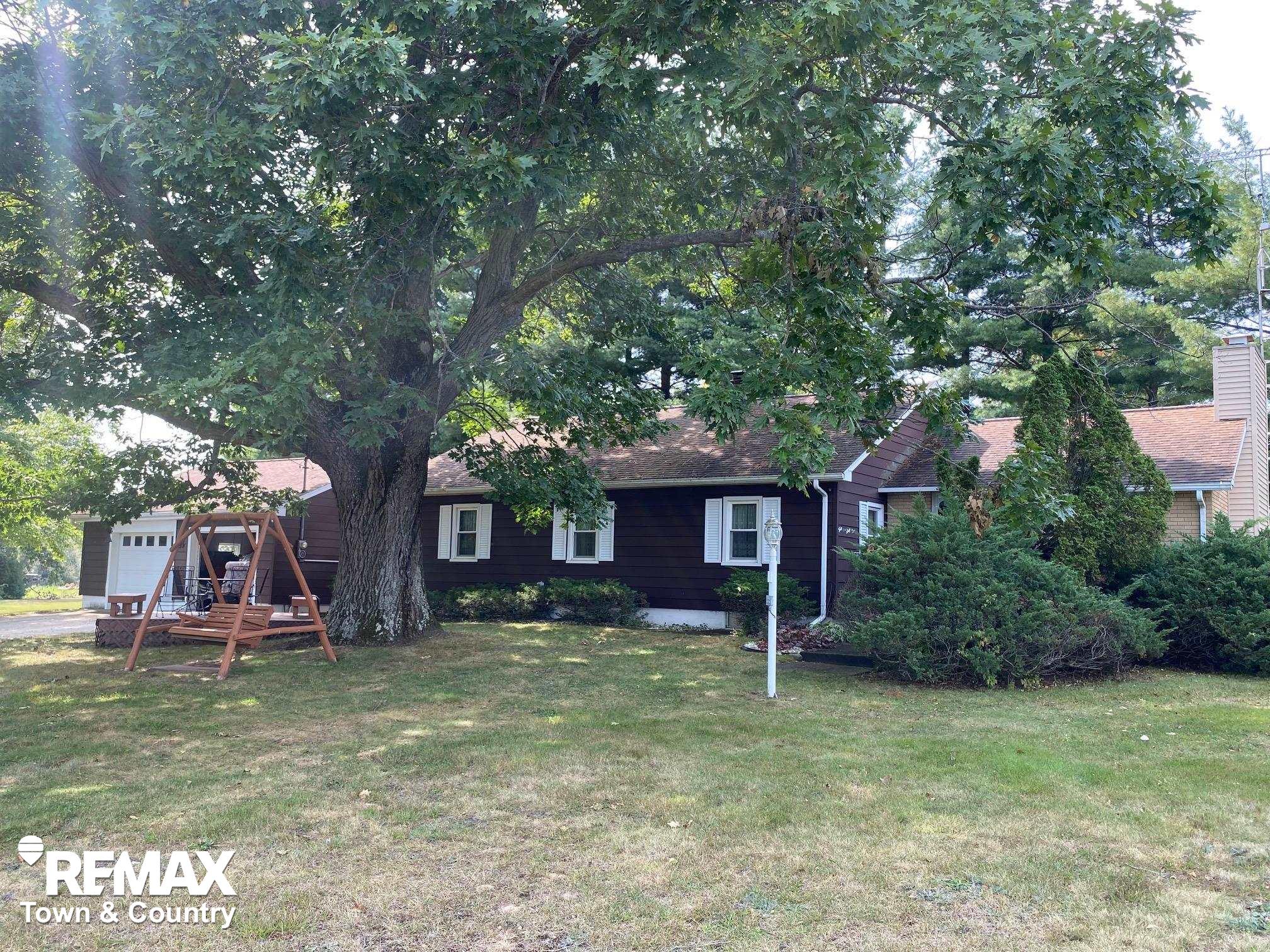 4169 Howard Road Gladwin, MI 48624 - Photo 1 of 23
