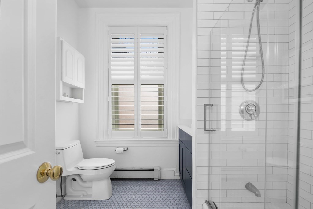 435 Main Street, Unit R1 Boston, MA 02129 - Photo 15 of 21