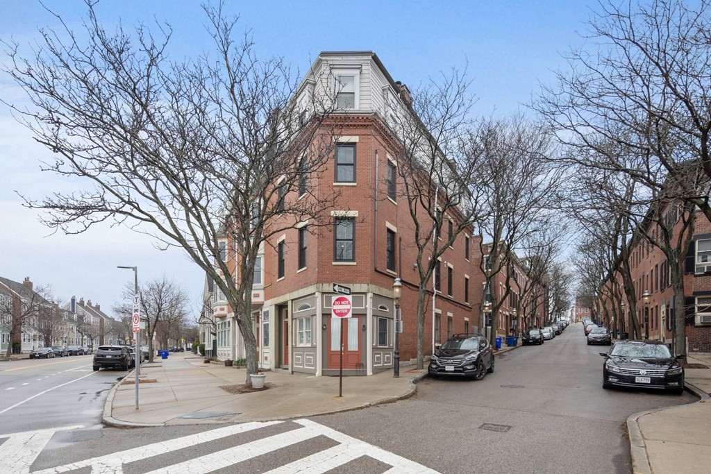 435 Main Street, Unit R1 Boston, MA 02129 - Photo 21 of 21