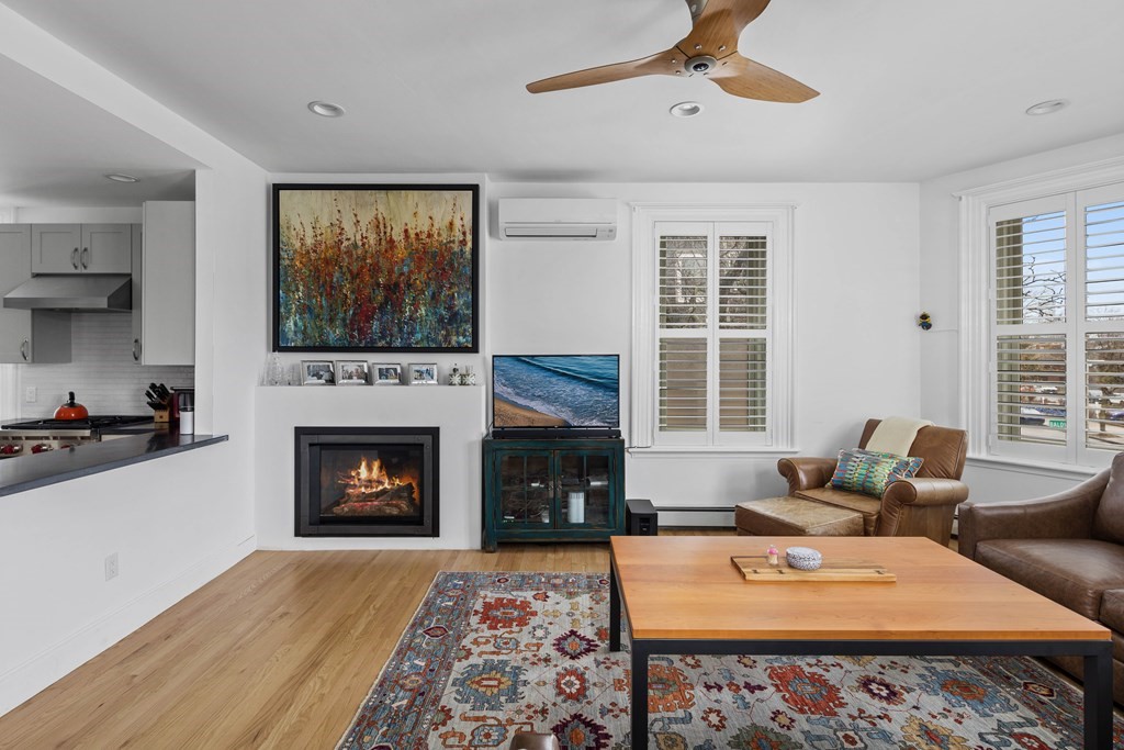 435 Main Street, Unit R1 Boston, MA 02129 - Photo 4 of 21