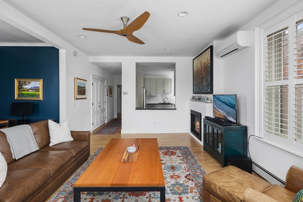 435 Main Street, Unit R1 Boston, MA 02129 - Photo 5 of 21