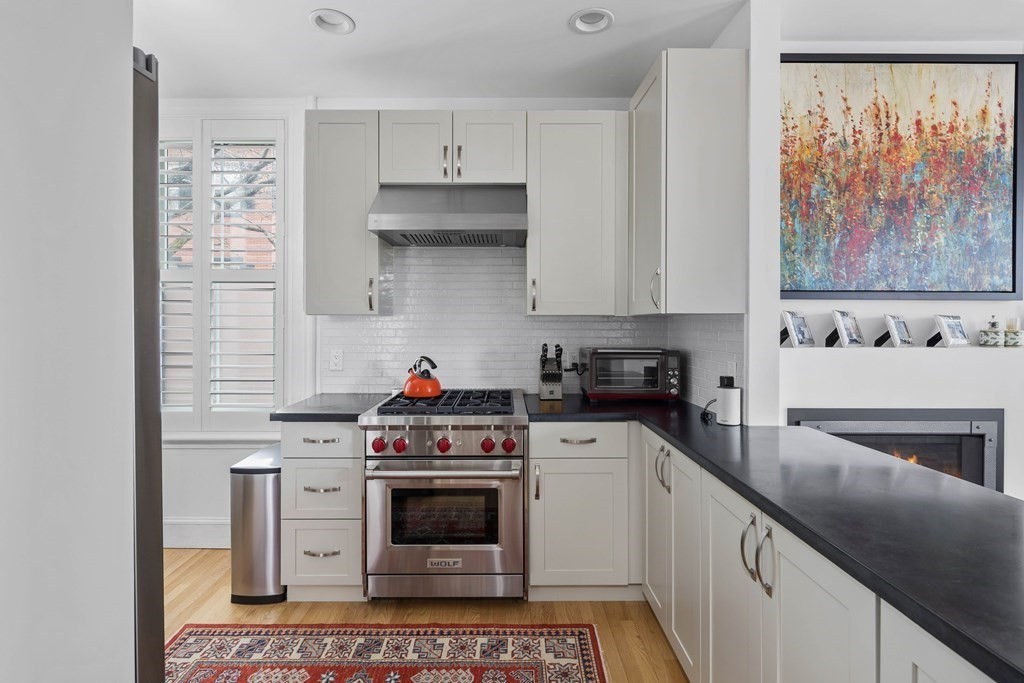 435 Main Street, Unit R1 Boston, MA 02129 - Photo 7 of 21