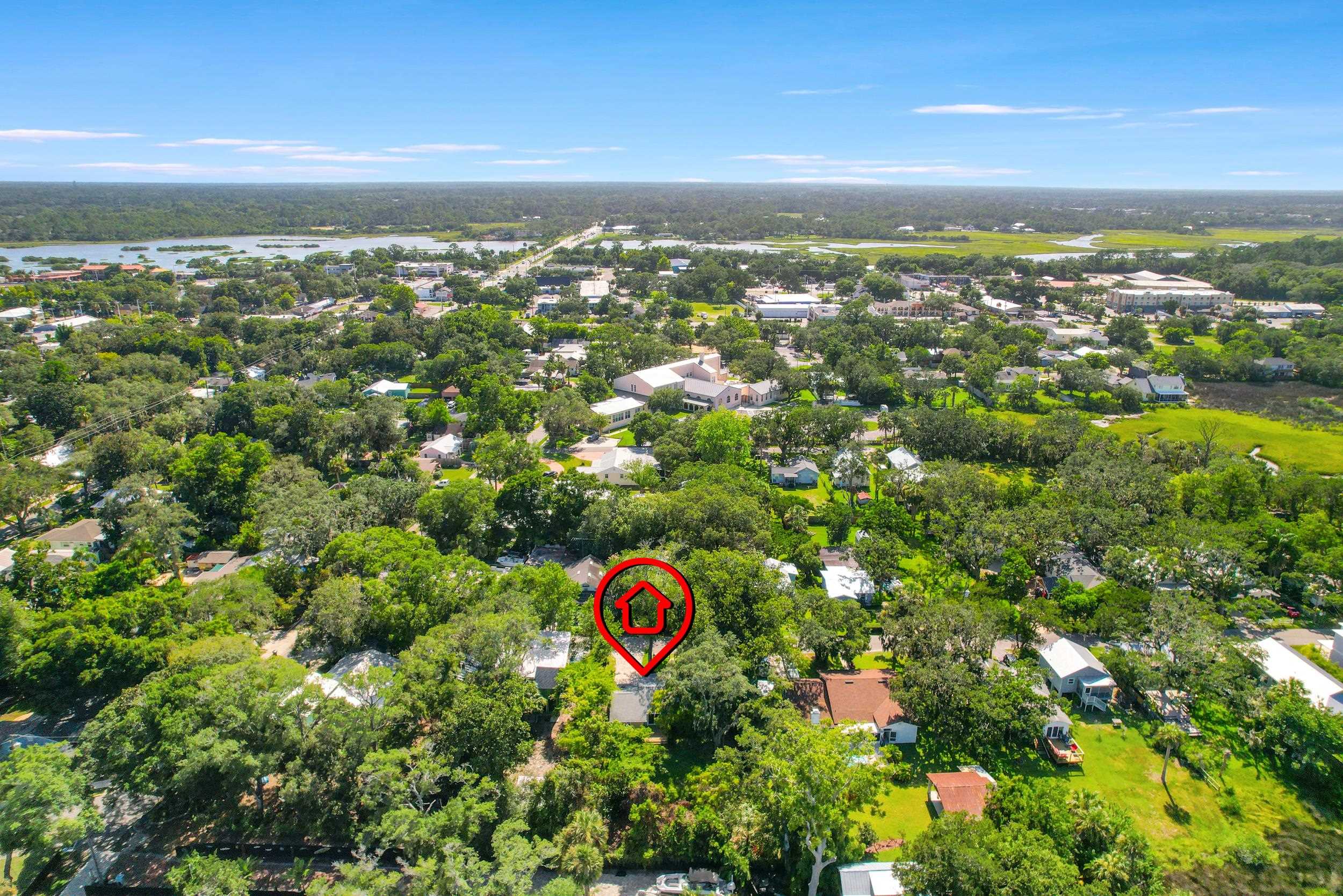 13 Oak Street St. Augustine, FL 32084 - Photo 8 of 39 a view of a city