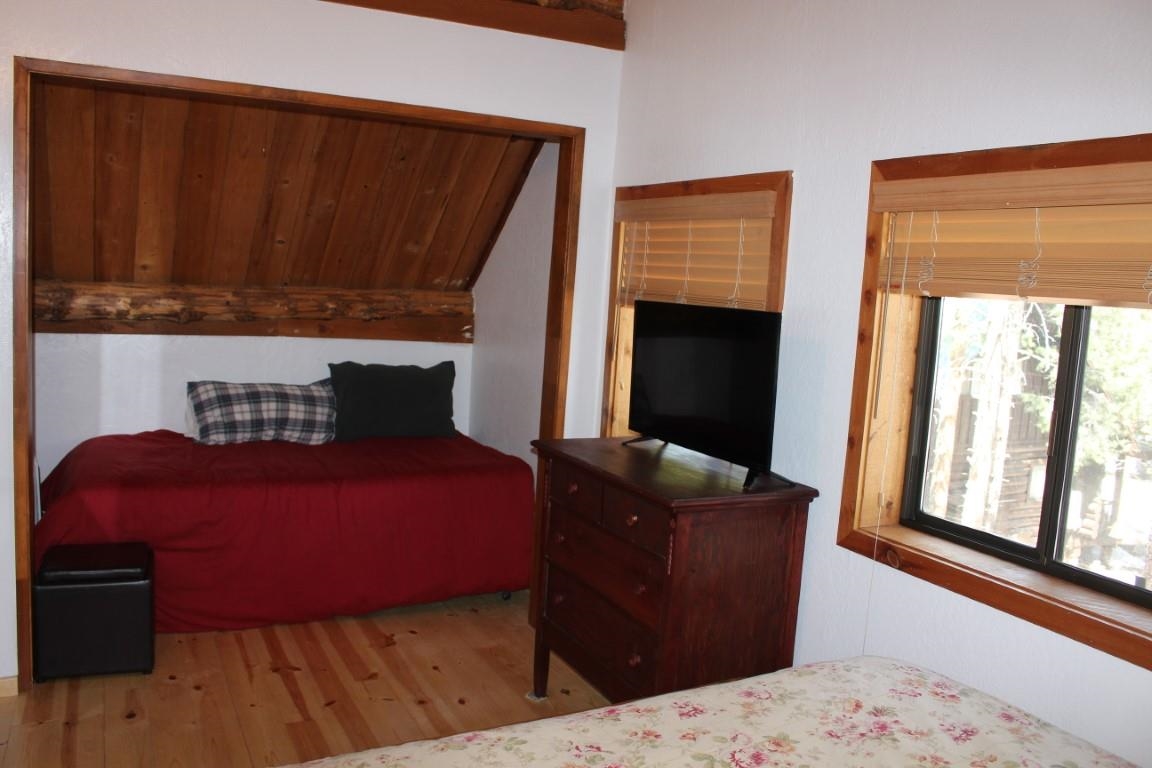769 Minaret Road June Lake, CA 93529 - Photo 23 of 31 Gallery Image 23