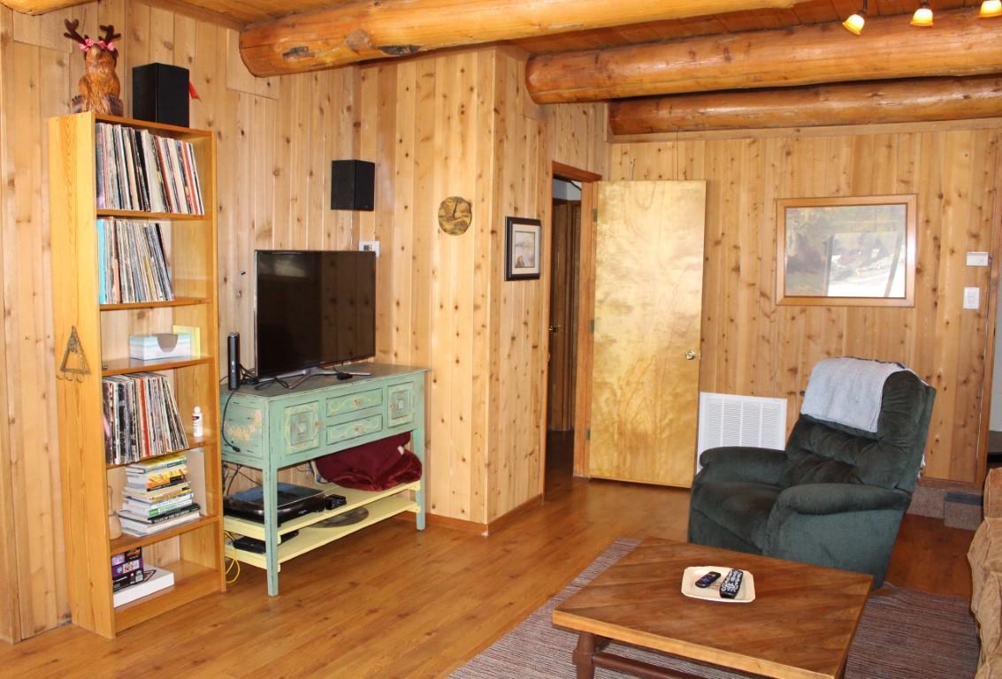 769 Minaret Road June Lake, CA 93529 - Photo 9 of 31 Gallery Image 9