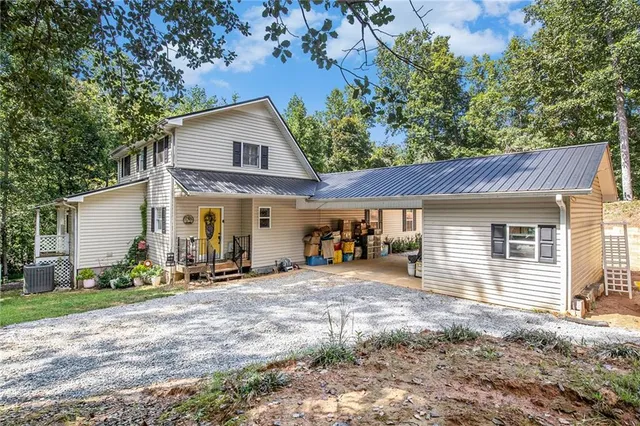 $374,000 | 375 Buckwood Trail, Cornelia, GA 30531