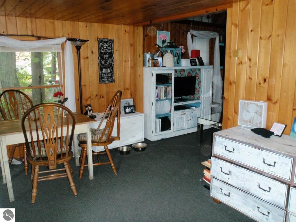 237-239 High Lake Road Traverse City, MI 49696 - Photo 19 of 29 1789186-18.JPG
